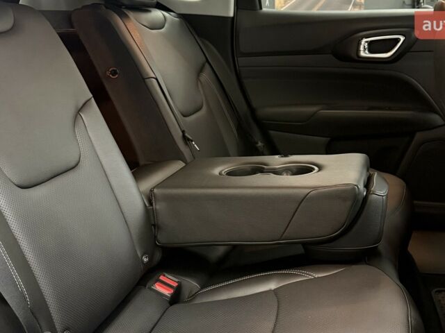 Джип Compass, об'ємом двигуна 1.47 л та пробігом 0 тис. км за 36002 $, фото 17 на Automoto.ua