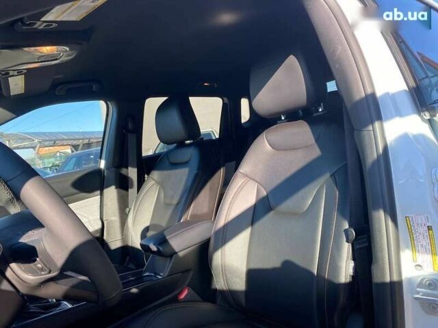 Джип Compass, об'ємом двигуна 2 л та пробігом 24 тис. км за 22500 $, фото 19 на Automoto.ua