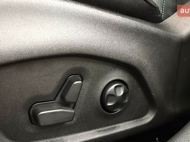 Джип Compass, об'ємом двигуна 1.47 л та пробігом 0 тис. км за 36002 $, фото 8 на Automoto.ua