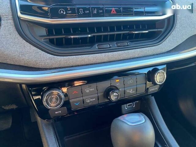 Джип Compass, об'ємом двигуна 2 л та пробігом 24 тис. км за 22500 $, фото 16 на Automoto.ua