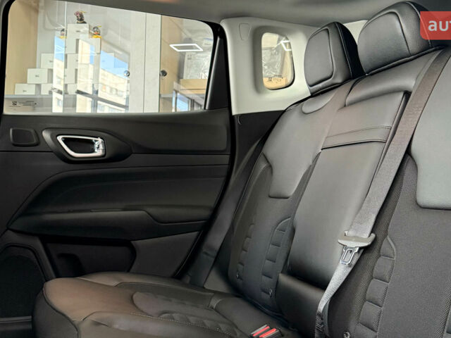 Джип Compass, об'ємом двигуна 1.47 л та пробігом 0 тис. км за 34869 $, фото 16 на Automoto.ua