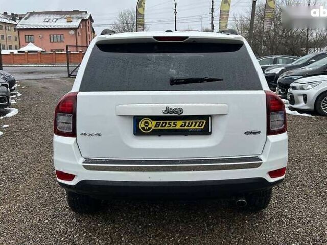 Джип Компас, объемом двигателя 2.4 л и пробегом 124 тыс. км за 9800 $, фото 4 на Automoto.ua