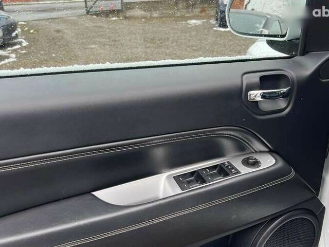 Джип Компас, объемом двигателя 2.4 л и пробегом 124 тыс. км за 9800 $, фото 9 на Automoto.ua