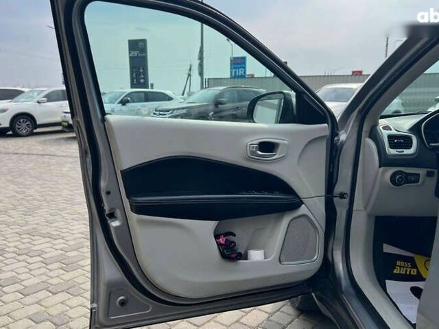 Джип Compass, об'ємом двигуна 0 л та пробігом 93 тис. км за 17300 $, фото 8 на Automoto.ua