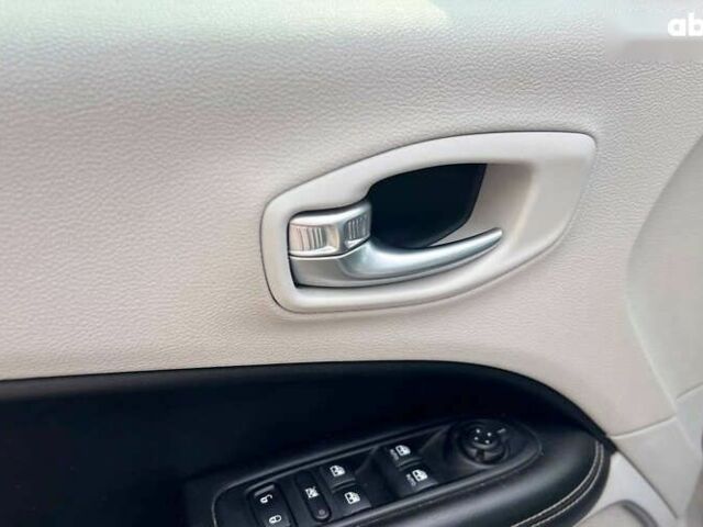 Джип Compass, об'ємом двигуна 0 л та пробігом 93 тис. км за 17300 $, фото 9 на Automoto.ua