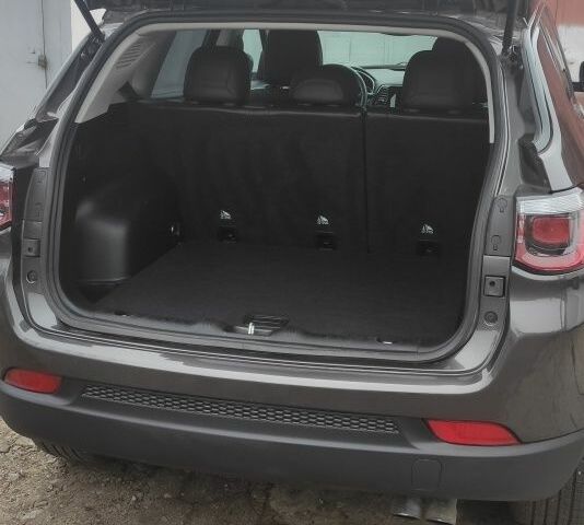 Серый Джип Компас, объемом двигателя 2.4 л и пробегом 201 тыс. км за 14500 $, фото 4 на Automoto.ua