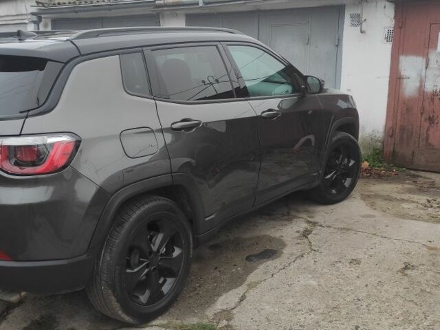 Серый Джип Компас, объемом двигателя 2.4 л и пробегом 201 тыс. км за 14500 $, фото 6 на Automoto.ua