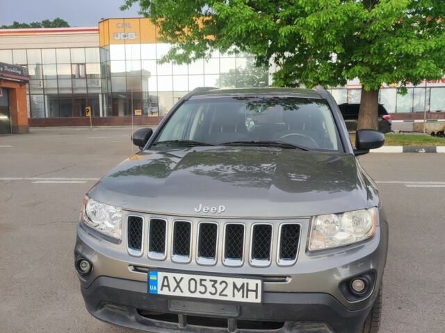 Сірий Джип Compass, об'ємом двигуна 2.4 л та пробігом 160 тис. км за 7400 $, фото 2 на Automoto.ua