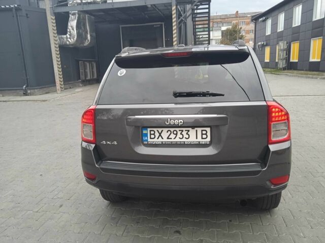 Сірий Джип Compass, об'ємом двигуна 2.4 л та пробігом 137 тис. км за 9000 $, фото 6 на Automoto.ua