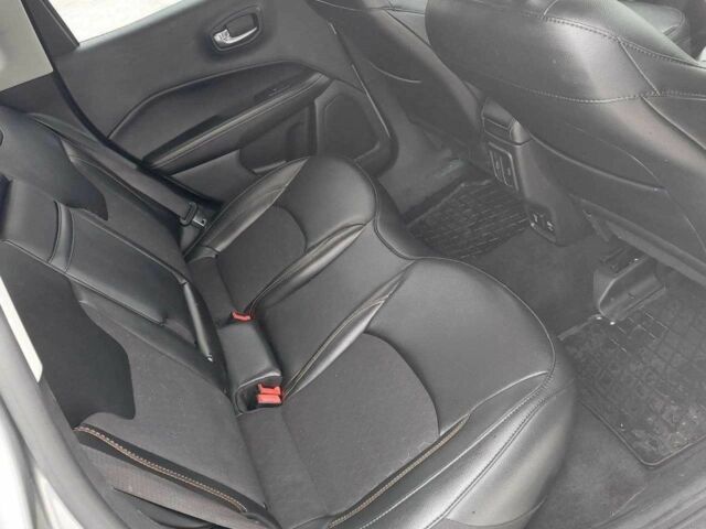 Серый Джип Компас, объемом двигателя 2.4 л и пробегом 164 тыс. км за 357 $, фото 10 на Automoto.ua