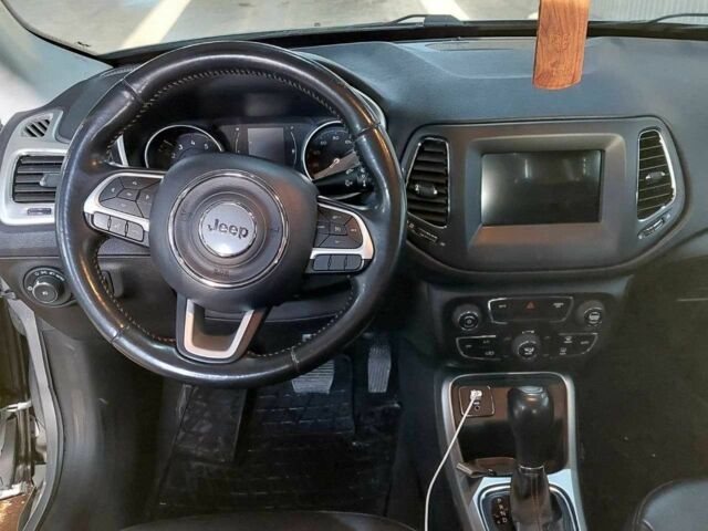 Серый Джип Компас, объемом двигателя 2.4 л и пробегом 164 тыс. км за 357 $, фото 9 на Automoto.ua