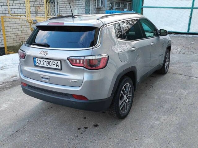 Серый Джип Компас, объемом двигателя 2.4 л и пробегом 164 тыс. км за 357 $, фото 2 на Automoto.ua