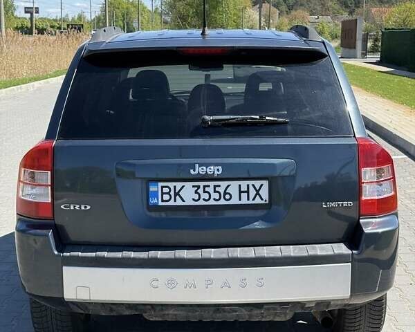 Сірий Джип Compass, об'ємом двигуна 2 л та пробігом 198 тис. км за 7700 $, фото 2 на Automoto.ua