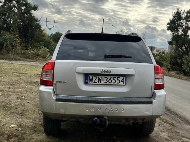 Сірий Джип Compass, об'ємом двигуна 2 л та пробігом 310 тис. км за 3378 $, фото 3 на Automoto.ua