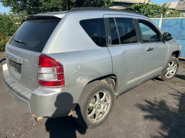 Серый Джип Компас, объемом двигателя 0 л и пробегом 140 тыс. км за 3300 $, фото 5 на Automoto.ua