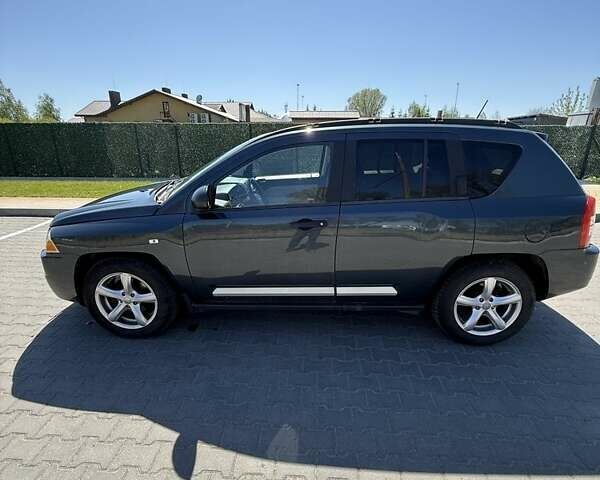 Сірий Джип Compass, об'ємом двигуна 2 л та пробігом 198 тис. км за 7700 $, фото 1 на Automoto.ua