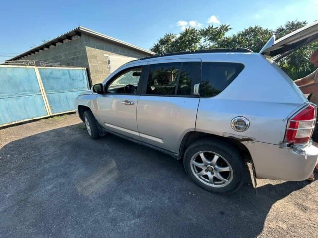 Серый Джип Компас, объемом двигателя 0 л и пробегом 140 тыс. км за 3300 $, фото 6 на Automoto.ua