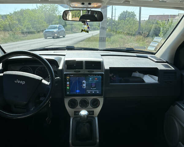 Сірий Джип Compass, об'ємом двигуна 2 л та пробігом 294 тис. км за 7500 $, фото 10 на Automoto.ua