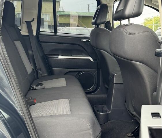 Серый Джип Компас, объемом двигателя 2.4 л и пробегом 280 тыс. км за 6900 $, фото 14 на Automoto.ua