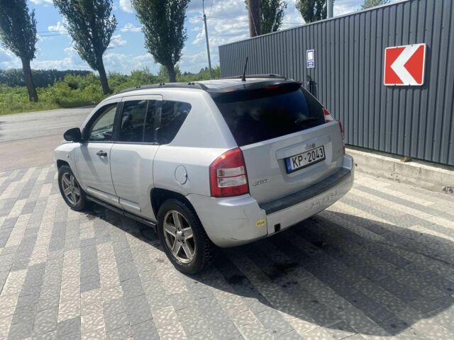 Сірий Джип Compass, об'ємом двигуна 0 л та пробігом 300 тис. км за 3750 $, фото 4 на Automoto.ua