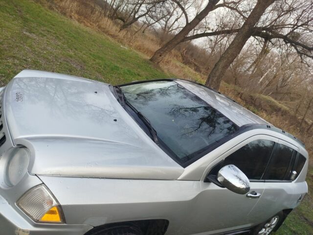 Серый Джип Компас, объемом двигателя 2 л и пробегом 78 тыс. км за 2953 $, фото 5 на Automoto.ua