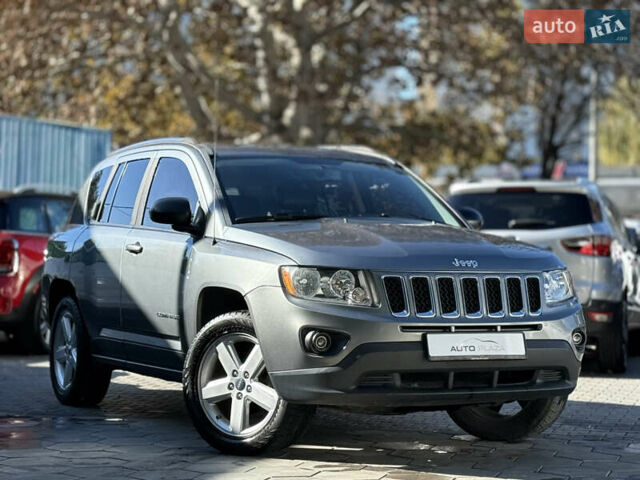 Джип Компас 2011 в Одессе на Automoto.ua Серый Джип Компас, объемом двигателя 2.36 л и пробегом 298 тыс. км за 6500 $, фото 20 на Automoto.ua