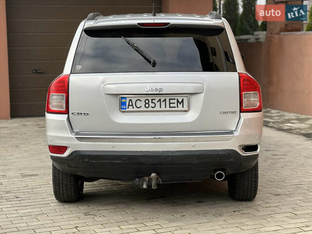 Серый Джип Компас, объемом двигателя 2.14 л и пробегом 199 тыс. км за 7350 $, фото 5 на Automoto.ua