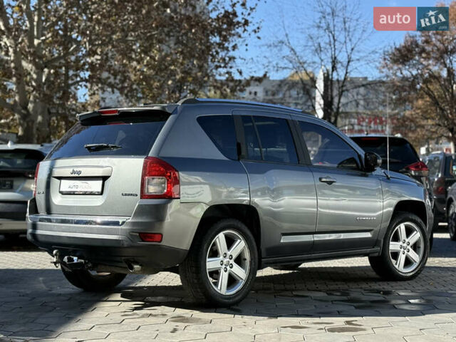 Джип Компас 2011 в Одессе на Automoto.ua Серый Джип Компас, объемом двигателя 2.36 л и пробегом 298 тыс. км за 6500 $, фото 26 на Automoto.ua