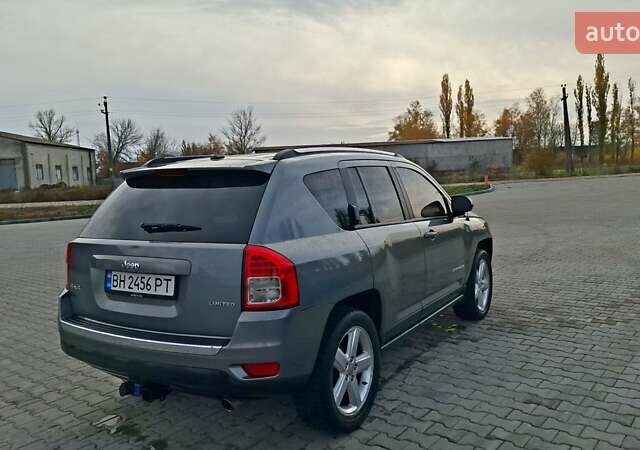 Джип Compass 2011 у Врадиевке на Automoto.ua Сірий Джип Compass, об'ємом двигуна 2.4 л та пробігом 175 тис. км за 8999 $, фото 2 на Automoto.ua