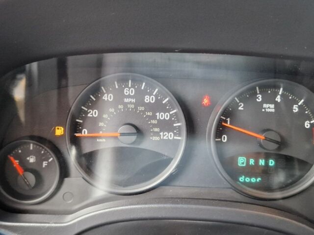 Сірий Джип Compass, об'ємом двигуна 0.24 л та пробігом 180 тис. км за 8150 $, фото 18 на Automoto.ua