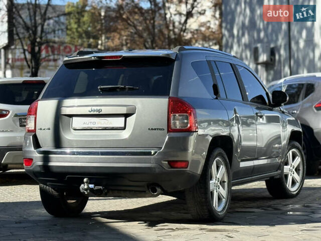 Джип Компас 2011 в Одессе на Automoto.ua Серый Джип Компас, объемом двигателя 2.36 л и пробегом 298 тыс. км за 6500 $, фото 28 на Automoto.ua