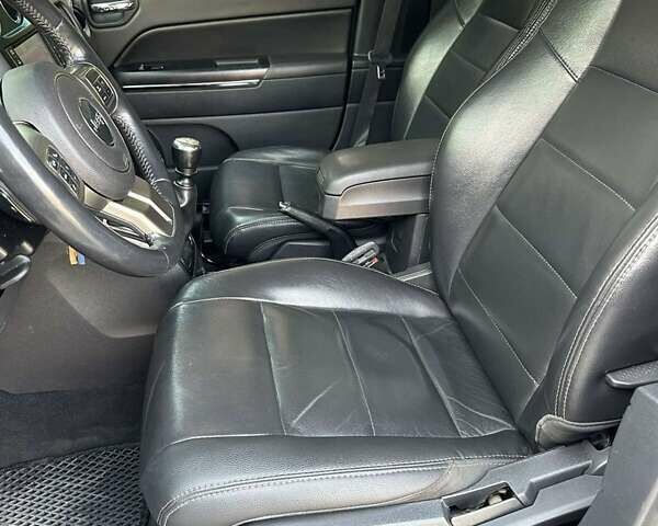 Сірий Джип Compass, об'ємом двигуна 2.14 л та пробігом 235 тис. км за 9600 $, фото 19 на Automoto.ua