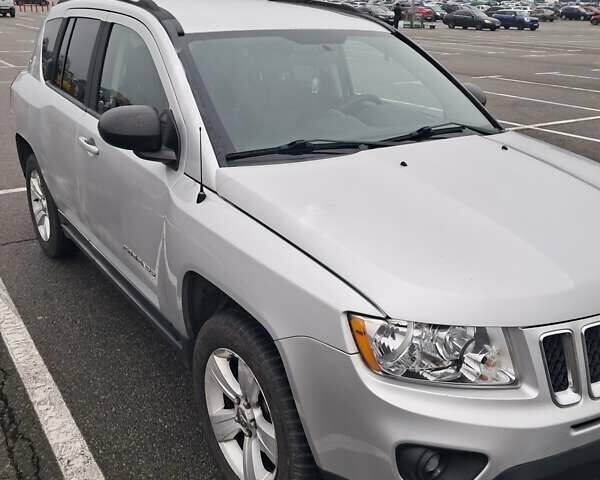 Серый Джип Компас, объемом двигателя 2.36 л и пробегом 324 тыс. км за 7500 $, фото 11 на Automoto.ua