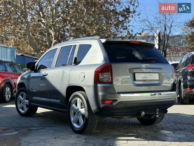 Джип Компас 2011 в Одессе на Automoto.ua Серый Джип Компас, объемом двигателя 2.36 л и пробегом 298 тыс. км за 6500 $, фото 33 на Automoto.ua