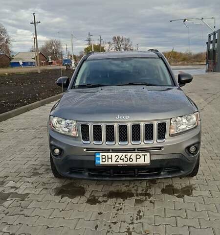 Джип Compass 2011 у Врадиевке на Automoto.ua Сірий Джип Compass, об'ємом двигуна 2.4 л та пробігом 175 тис. км за 8999 $, фото 3 на Automoto.ua