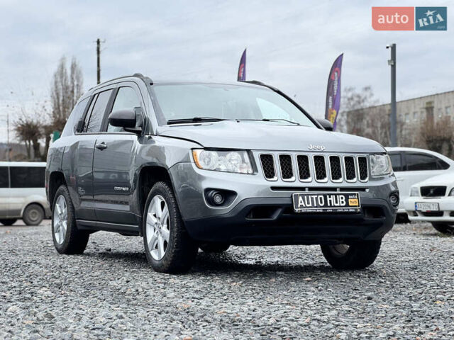 Сірий Джип Compass, об'ємом двигуна 2 л та пробігом 75 тис. км за 9999 $, фото 2 на Automoto.ua