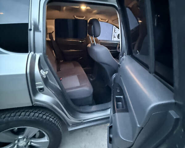 Сірий Джип Compass, об'ємом двигуна 2.36 л та пробігом 156 тис. км за 7600 $, фото 6 на Automoto.ua