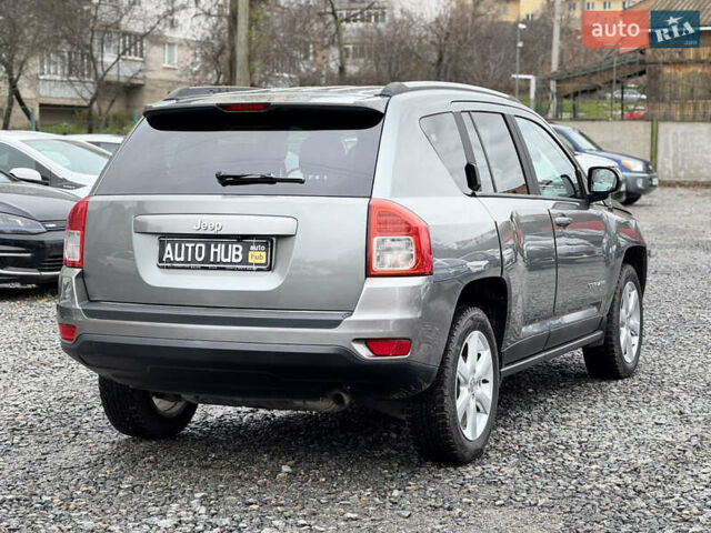 Сірий Джип Compass, об'ємом двигуна 2 л та пробігом 75 тис. км за 9999 $, фото 10 на Automoto.ua