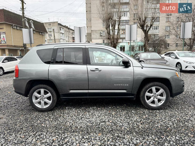 Сірий Джип Compass, об'ємом двигуна 2 л та пробігом 75 тис. км за 9999 $, фото 12 на Automoto.ua