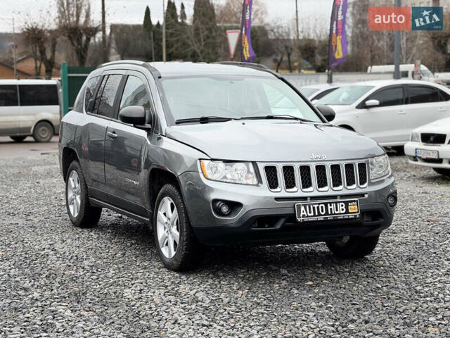 Сірий Джип Compass, об'ємом двигуна 2 л та пробігом 75 тис. км за 9999 $, фото 1 на Automoto.ua