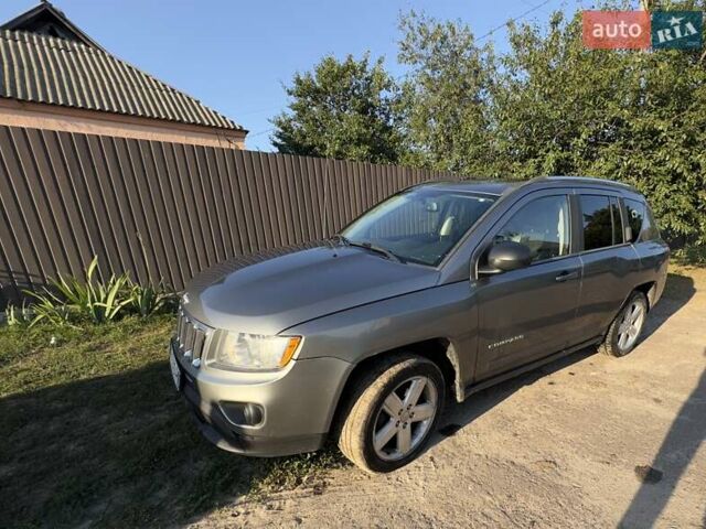 Серый Джип Компас, объемом двигателя 2.36 л и пробегом 183 тыс. км за 9500 $, фото 4 на Automoto.ua