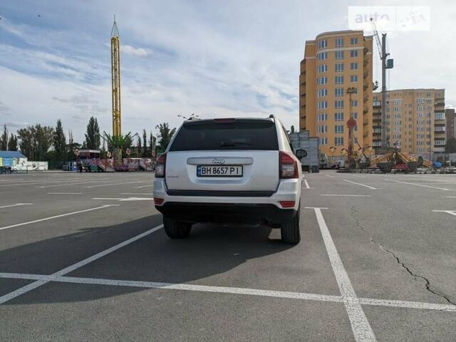 Серый Джип Компас, объемом двигателя 2.36 л и пробегом 171 тыс. км за 8500 $, фото 6 на Automoto.ua