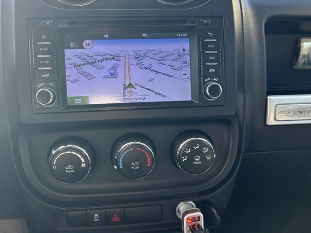 Серый Джип Компас, объемом двигателя 2.4 л и пробегом 240 тыс. км за 9400 $, фото 21 на Automoto.ua