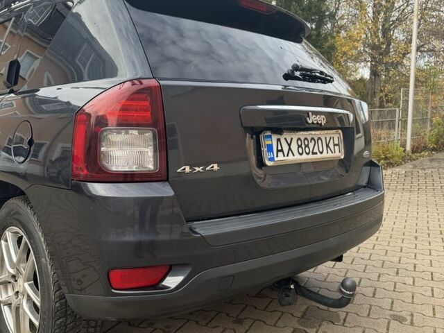 Серый Джип Компас, объемом двигателя 2.4 л и пробегом 189 тыс. км за 11061 $, фото 6 на Automoto.ua
