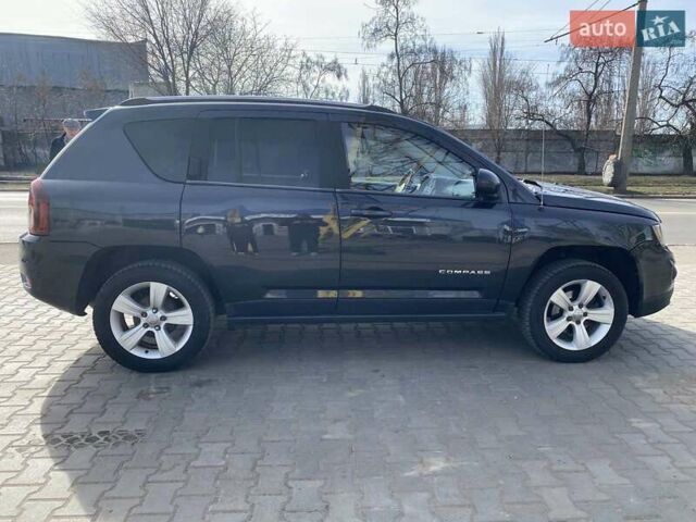 Сірий Джип Compass, об'ємом двигуна 2 л та пробігом 206 тис. км за 8500 $, фото 6 на Automoto.ua