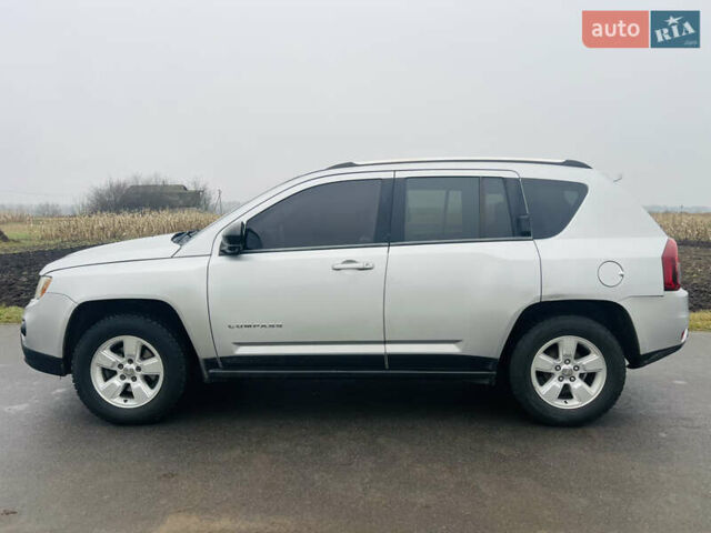 Серый Джип Компас, объемом двигателя 2 л и пробегом 236 тыс. км за 9500 $, фото 6 на Automoto.ua