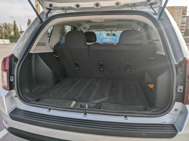 Сірий Джип Compass, об'ємом двигуна 2.4 л та пробігом 172 тис. км за 9000 $, фото 20 на Automoto.ua