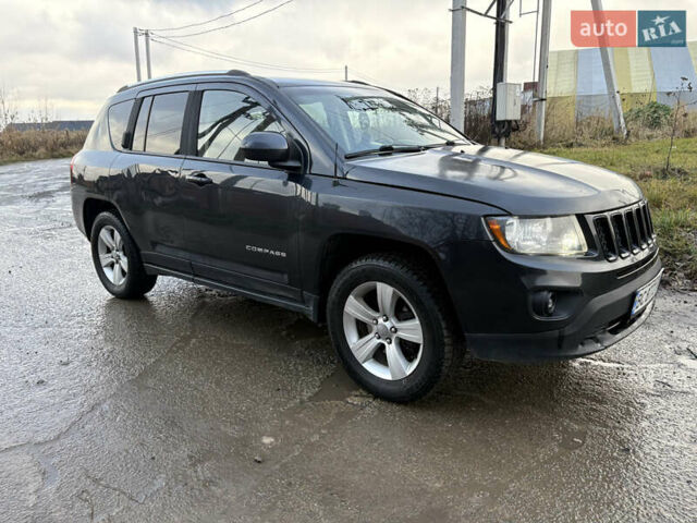Сірий Джип Compass, об'ємом двигуна 2.4 л та пробігом 187 тис. км за 11900 $, фото 2 на Automoto.ua