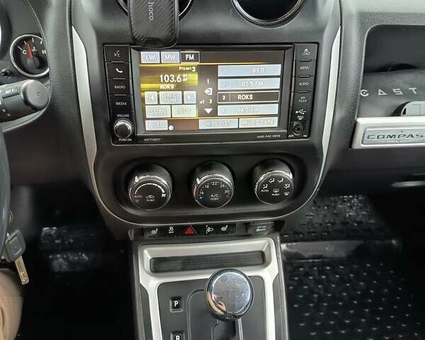 Серый Джип Компас, объемом двигателя 2.36 л и пробегом 125 тыс. км за 11500 $, фото 22 на Automoto.ua