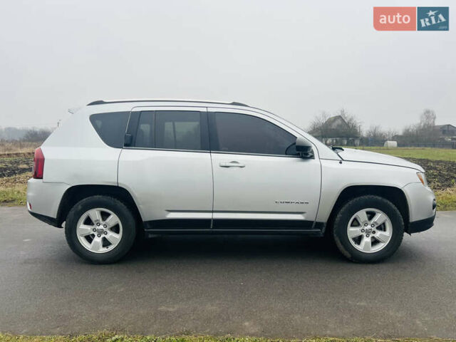 Серый Джип Компас, объемом двигателя 2 л и пробегом 236 тыс. км за 9500 $, фото 5 на Automoto.ua